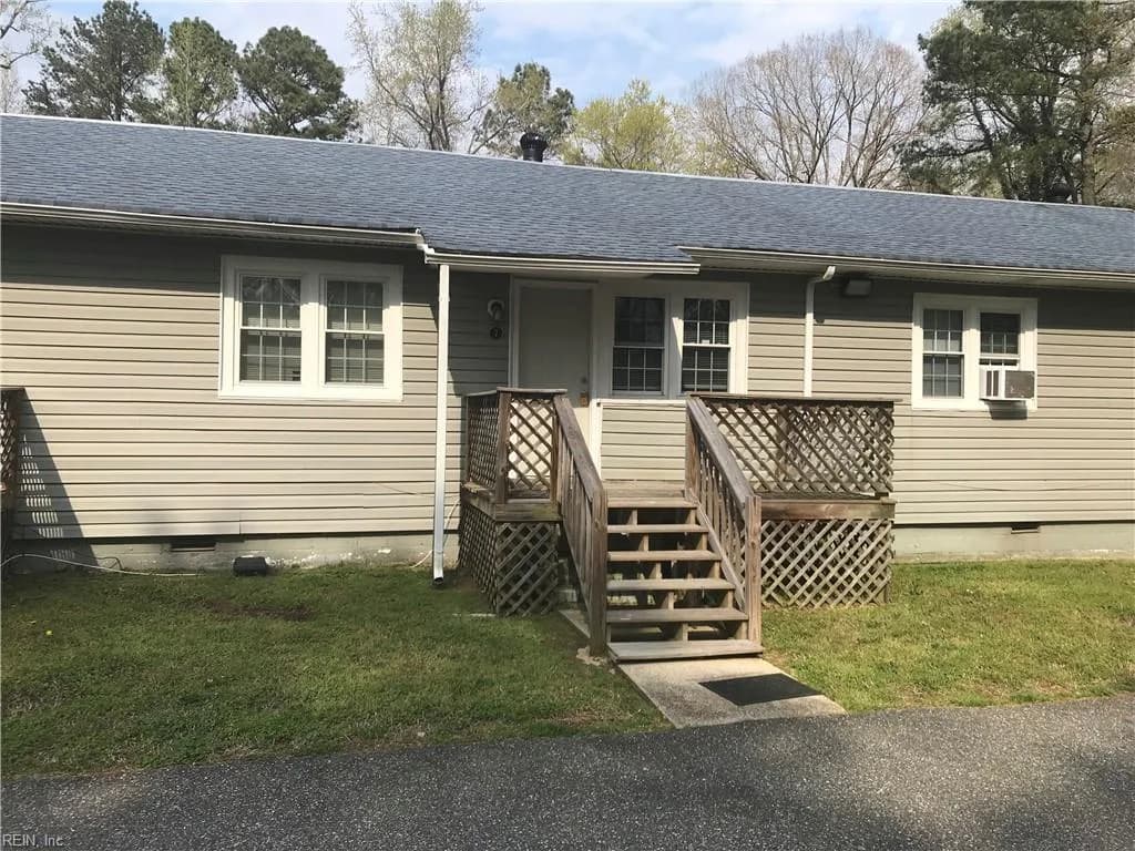 908 Old Williamsburg RD #7, YORKTOWN VA 23690 - Photo 2