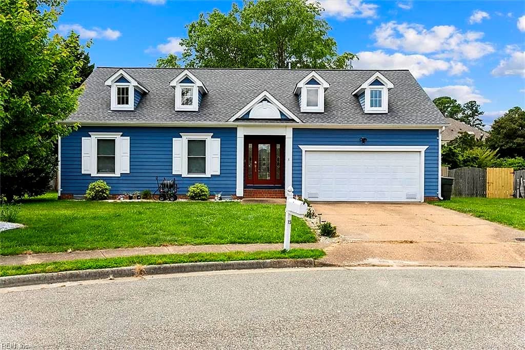 15 Pine Lake CT, HAMPTON VA 23669 - Main photo