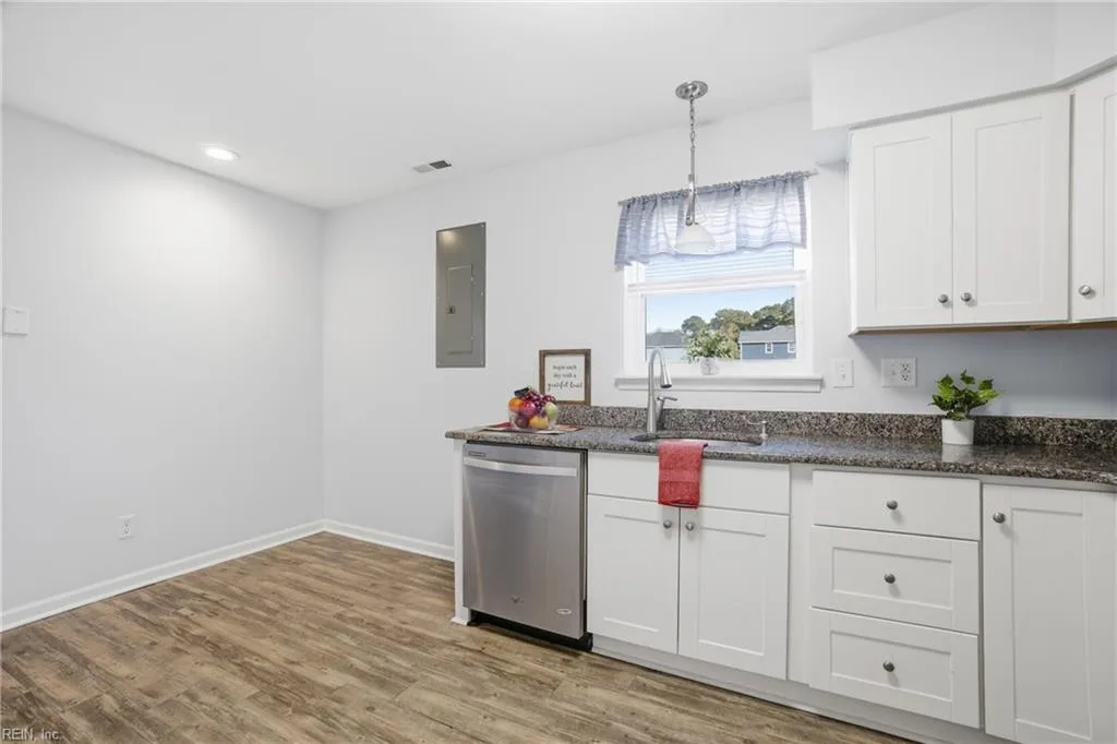 3712 Pretty Lake AVE #4A, NORFOLK VA 23518 thumb 7