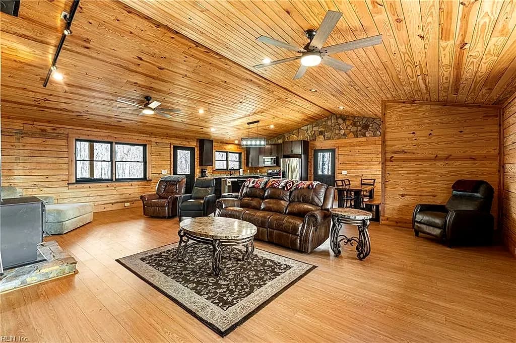 594 Ferry Landing DR, BOYDTON VA 23917 thumb 8