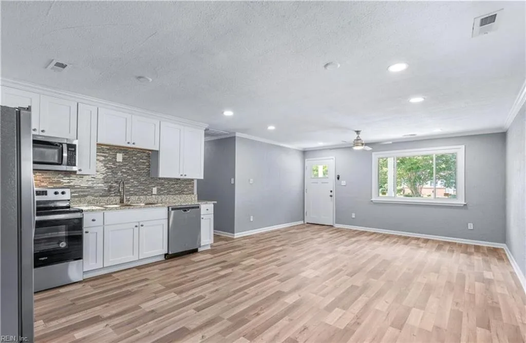 808 Trice TER, NORFOLK VA 23502 thumb 10