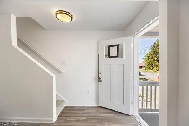 423 Pine AVE, NEWPORT NEWS VA 23607 - Photo 3
