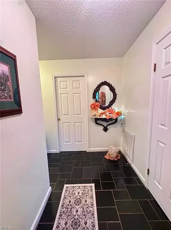 14 Sandie Point LN, PORTSMOUTH VA 23701 - Photo 4
