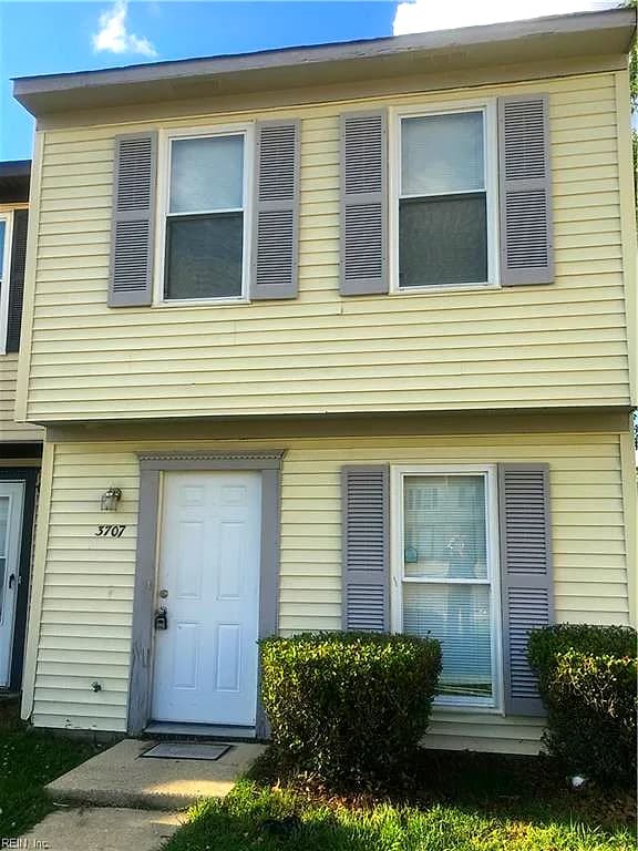 3707 Sugar Creek CIR, PORTSMOUTH VA 23703 - Photo 2