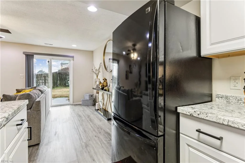 1937 Darnell DR, VIRGINIABEACH VA 23455 thumb 11
