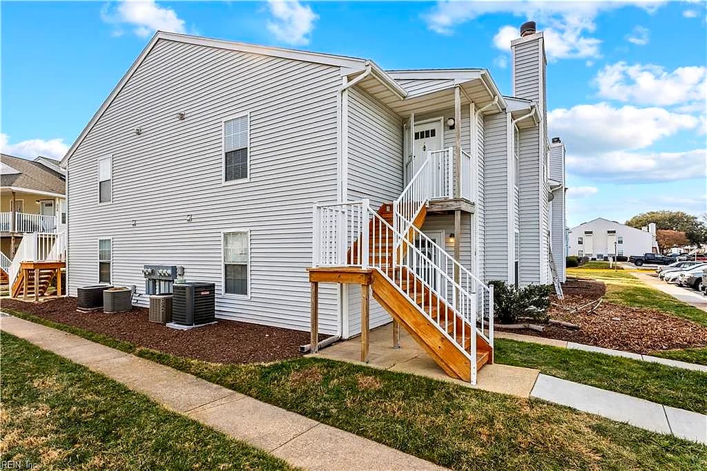 503 Peak CT, VIRGINIA BEACH VA 23462 - Main photo
