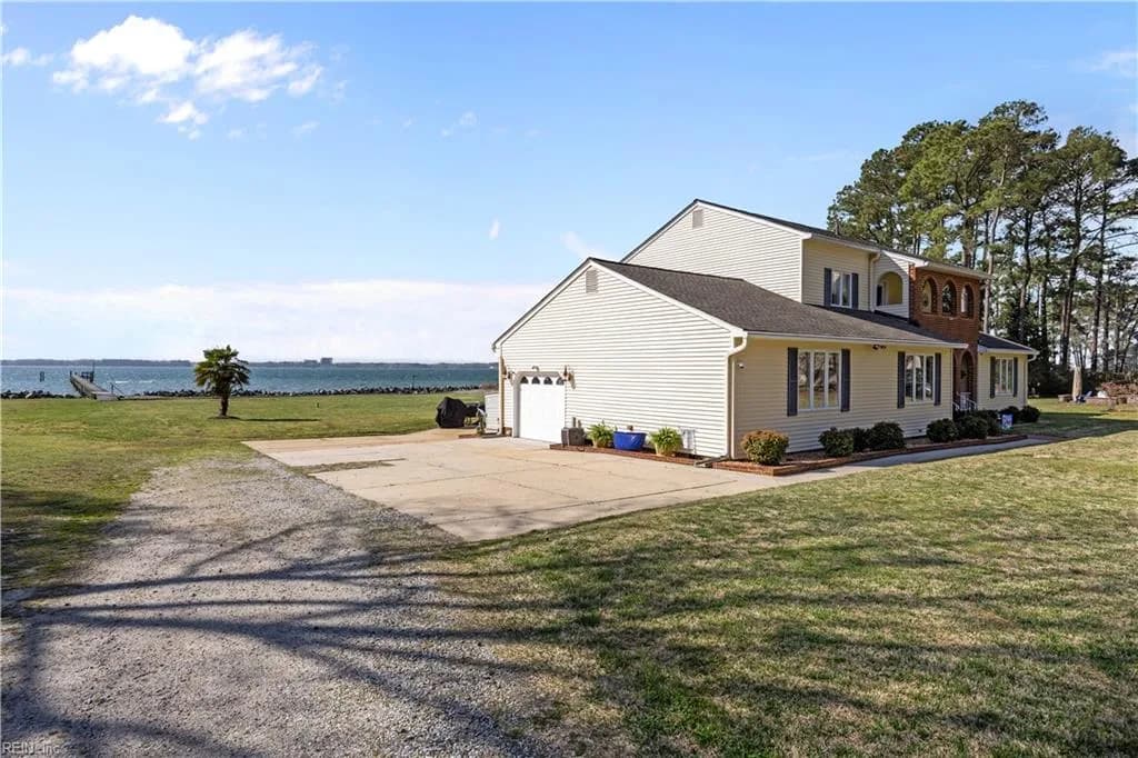 8560 Victory Hill LN, HAYES VA 23072 thumb 6