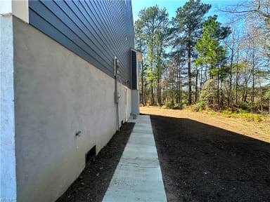 207 Hall RD, HAMPTON VA 23664 thumb 4