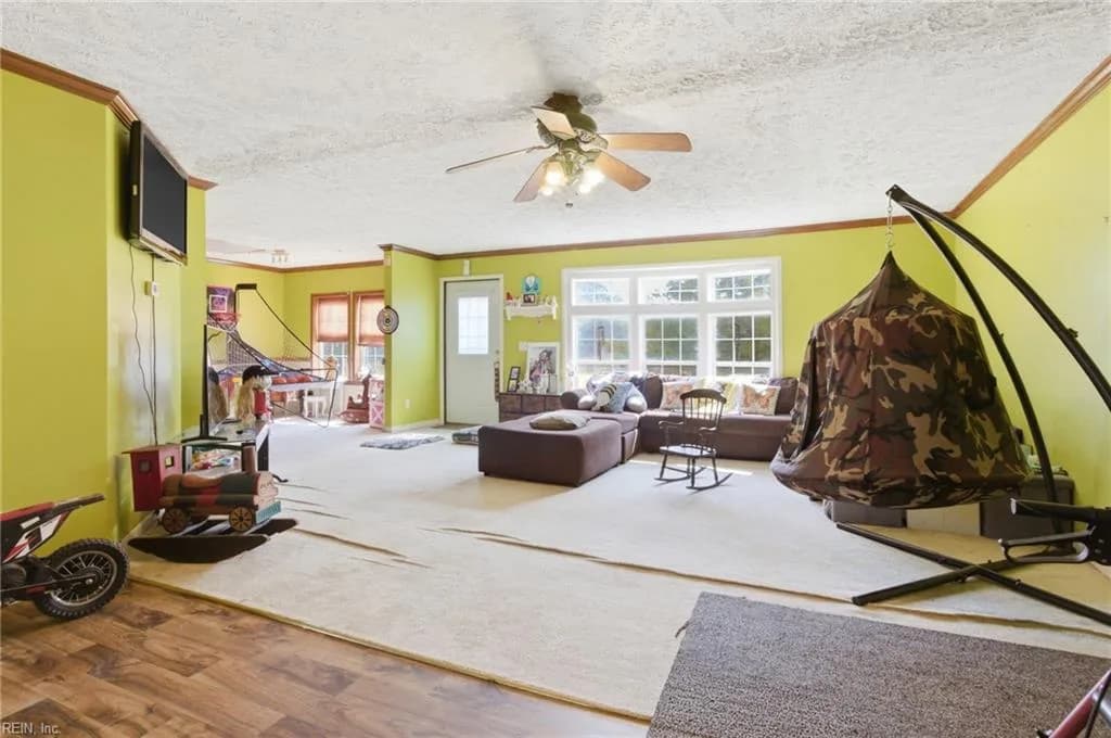 33241 Boothe RD, IVOR VA 23866 thumb 8