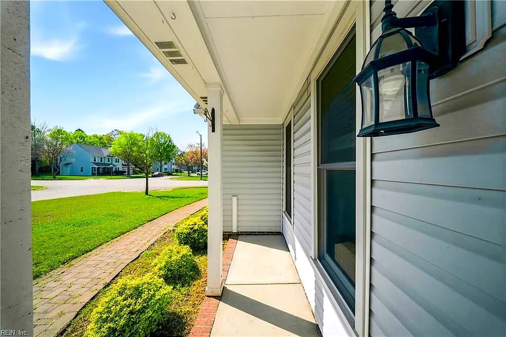 1704 Lancing Crest CIR, CHESAPEAKE VA 23323 thumb 6
