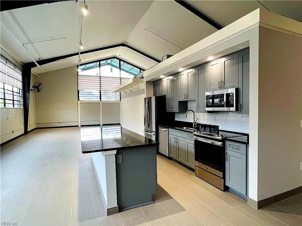 3611 Colley AVE #106, NORFOLK VA 23508 thumb 8