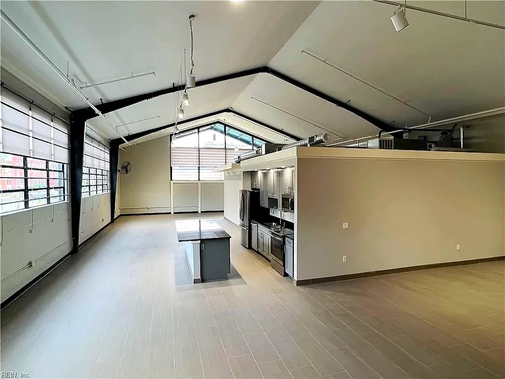 3611 Colley AVE #106, NORFOLK VA 23508 thumb 10