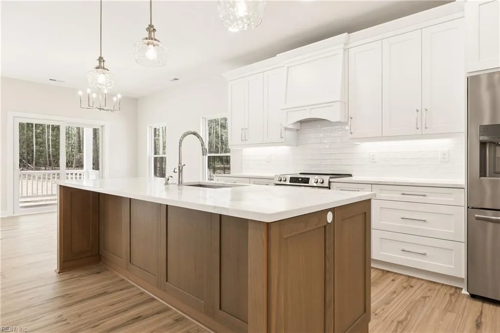 11348 East West PW, GLOUCESTER VA 23061 thumb 12