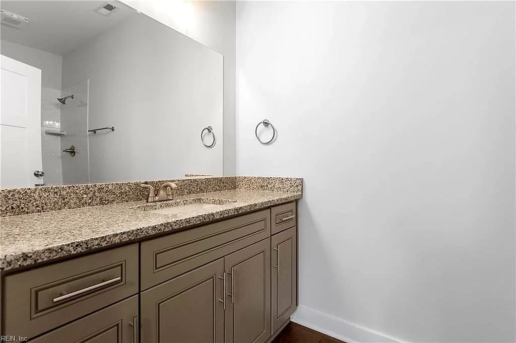 8978 Marlfield RD, GLOUCESTER VA 23061 thumb 12