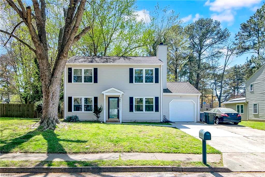 4 Kings Landing LN, HAMPTON VA 23669 - Main photo