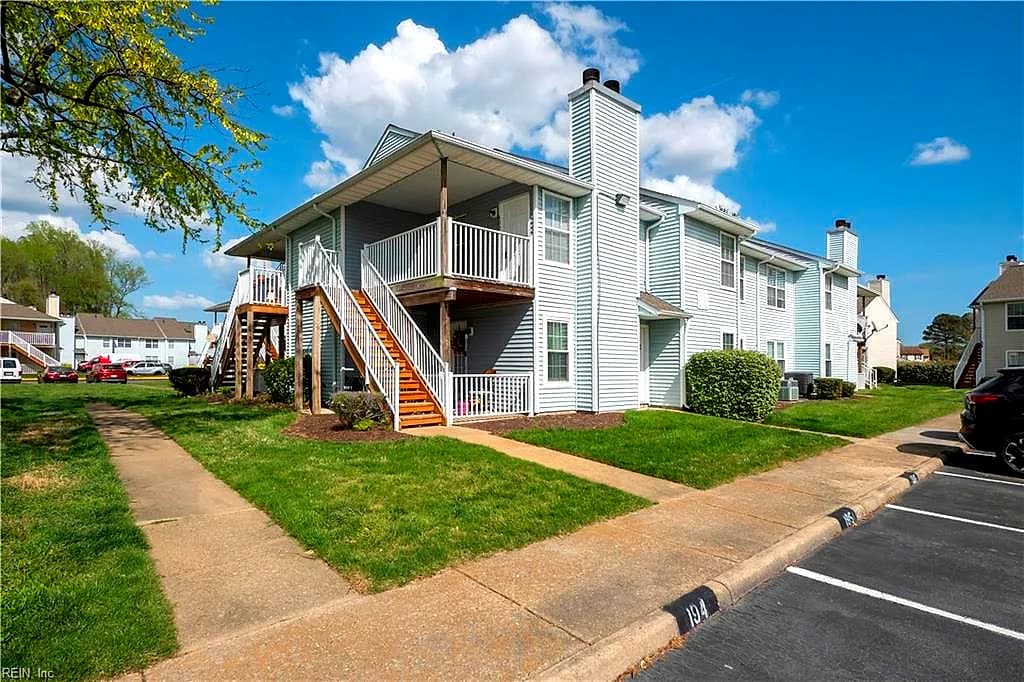 605 Spirit CT, VIRGINIA BEACH VA 23462 - Main photo