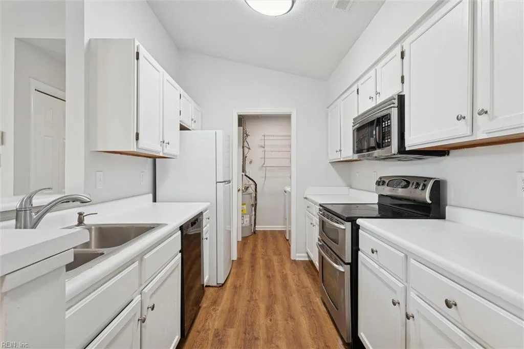 1563 N King ST #105, HAMPTON VA 23669 thumb 12