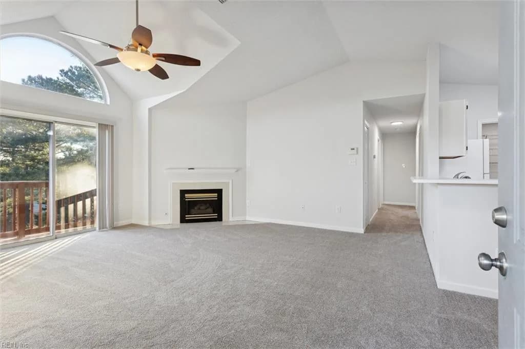 1563 N King ST #105, HAMPTON VA 23669 thumb 7