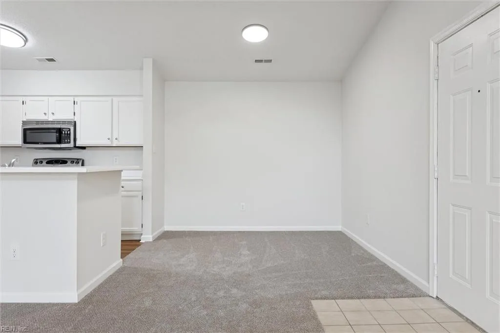 1563 N King ST #105, HAMPTON VA 23669 thumb 10
