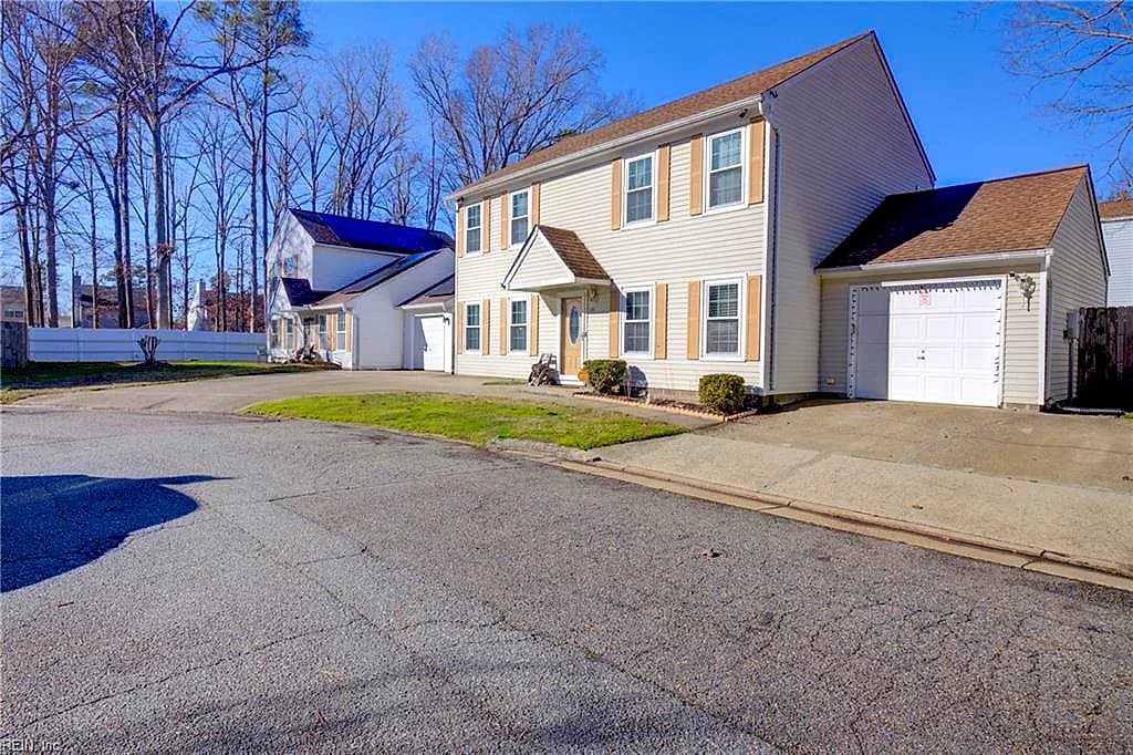 171 N Hall WAY, NEWPORT NEWS VA 23608 - Main photo