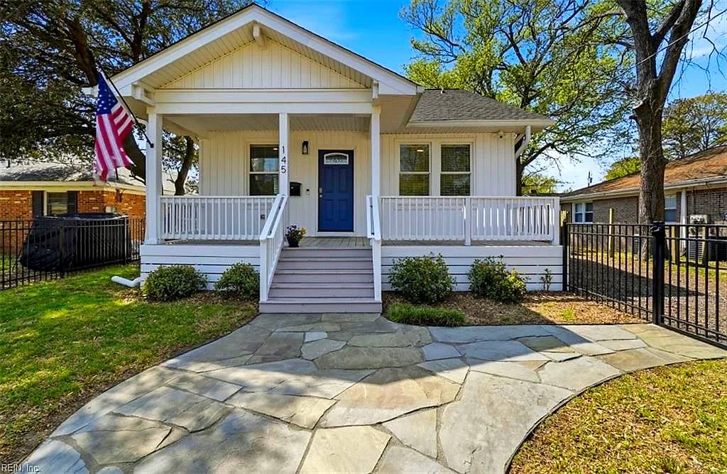 145 Maple AVE, NORFOLK VA 23503 - Main photo