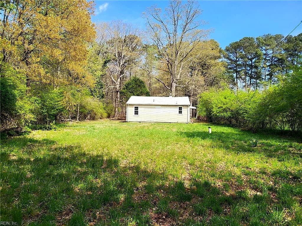 14870 Warwick BLVD, NEWPORT NEWS VA 23608 - Photo 4