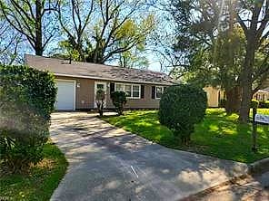 120 Schooner DR, NEWPORT NEWS VA 23602 thumb 2