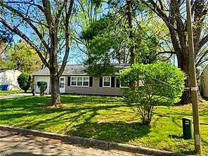 120 Schooner DR, NEWPORT NEWS VA 23602 - Photo 4