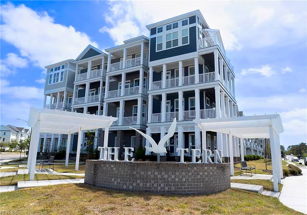 9681 Shore DR, NORFOLK VA 23518 - Main photo