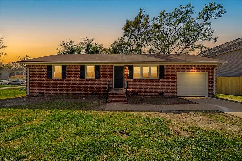 1941 Weber AVE, CHESAPEAKE VA 23320 - Main photo