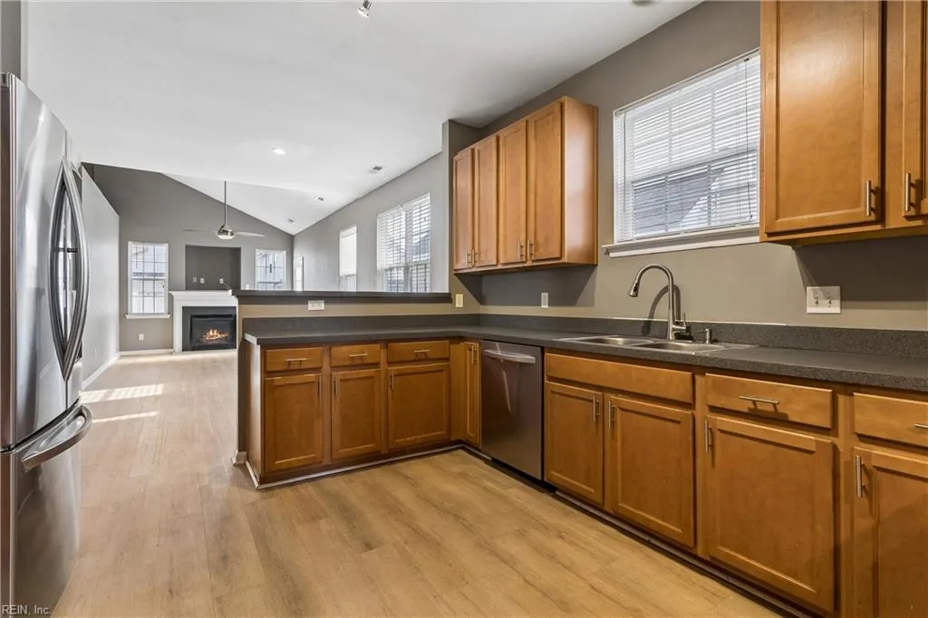 3904 Hester DR, VIRGINIABEACH VA 23462 thumb 12