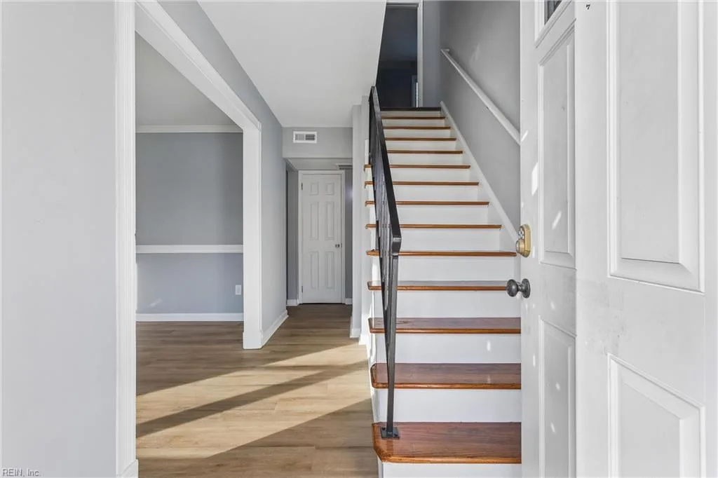 182 Bentley DR, NEWPORTNEWS VA 23602 thumb 8