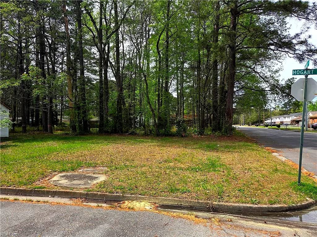 206 Hogart ST, FRANKLIN VA 23851 - Main photo