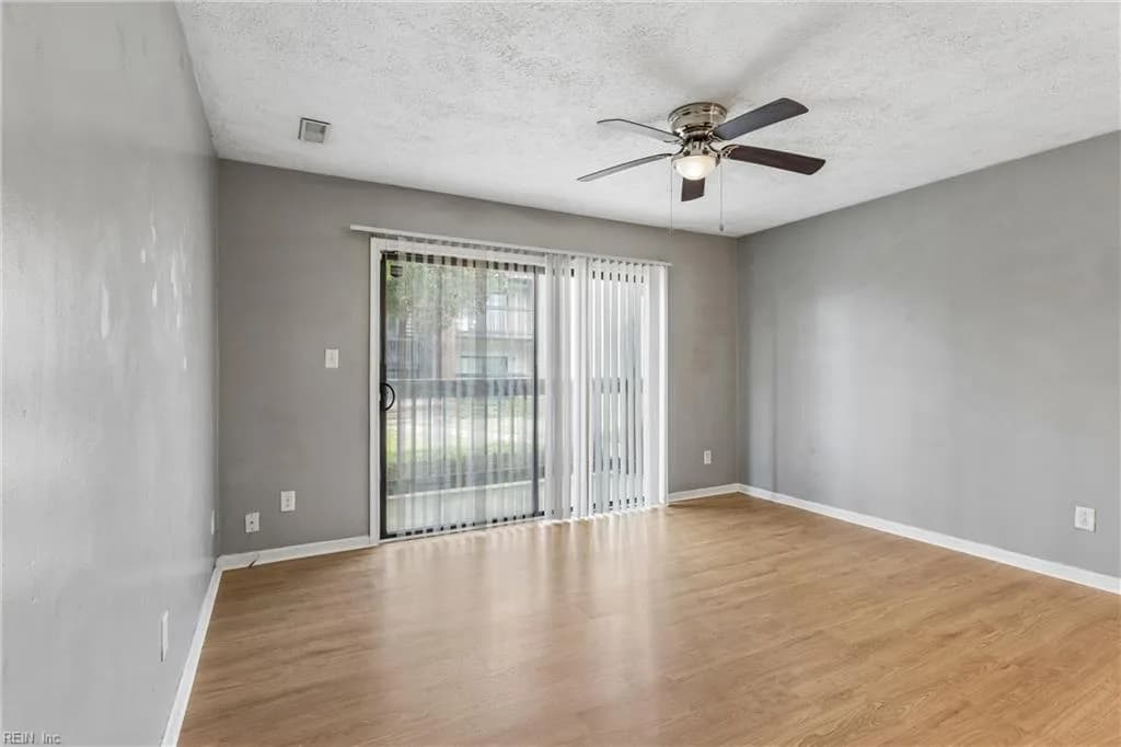 107 Davenport CT #2, HAMPTON VA 23666 thumb 8