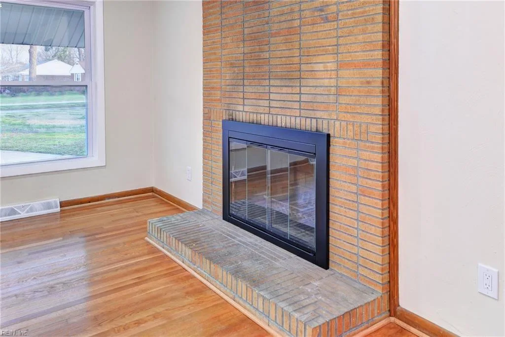 10 Whipple DR, HAMPTON VA 23663 thumb 11