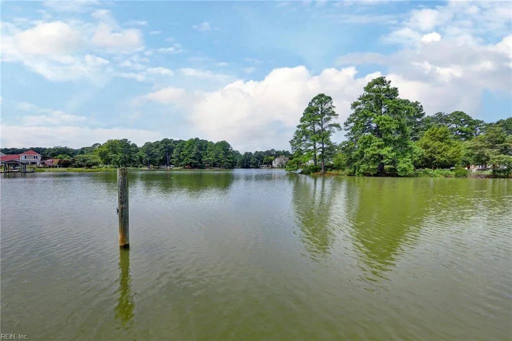 427 Weston RD, YORKTOWN VA 23692 thumb 12