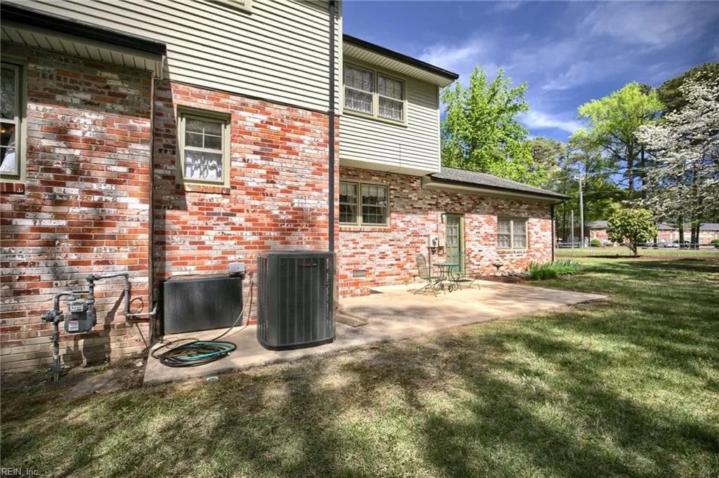 352 Wendwood DR, NEWPORTNEWS VA 23602 thumb 9