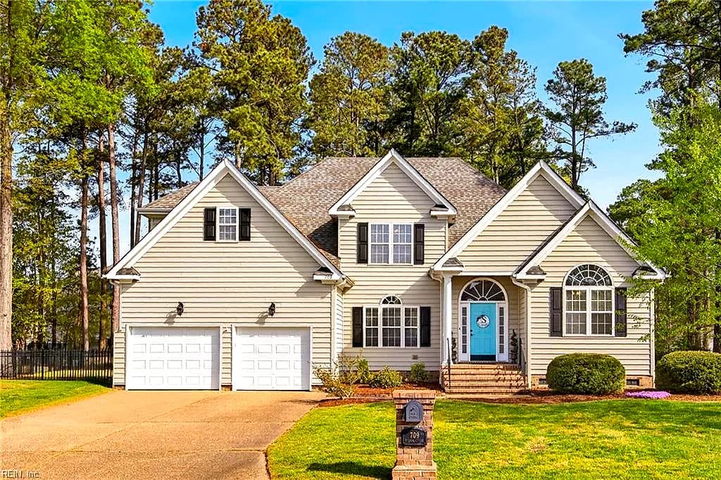 709 Bristol ST, SMITHFIELD VA 23430 - Main photo