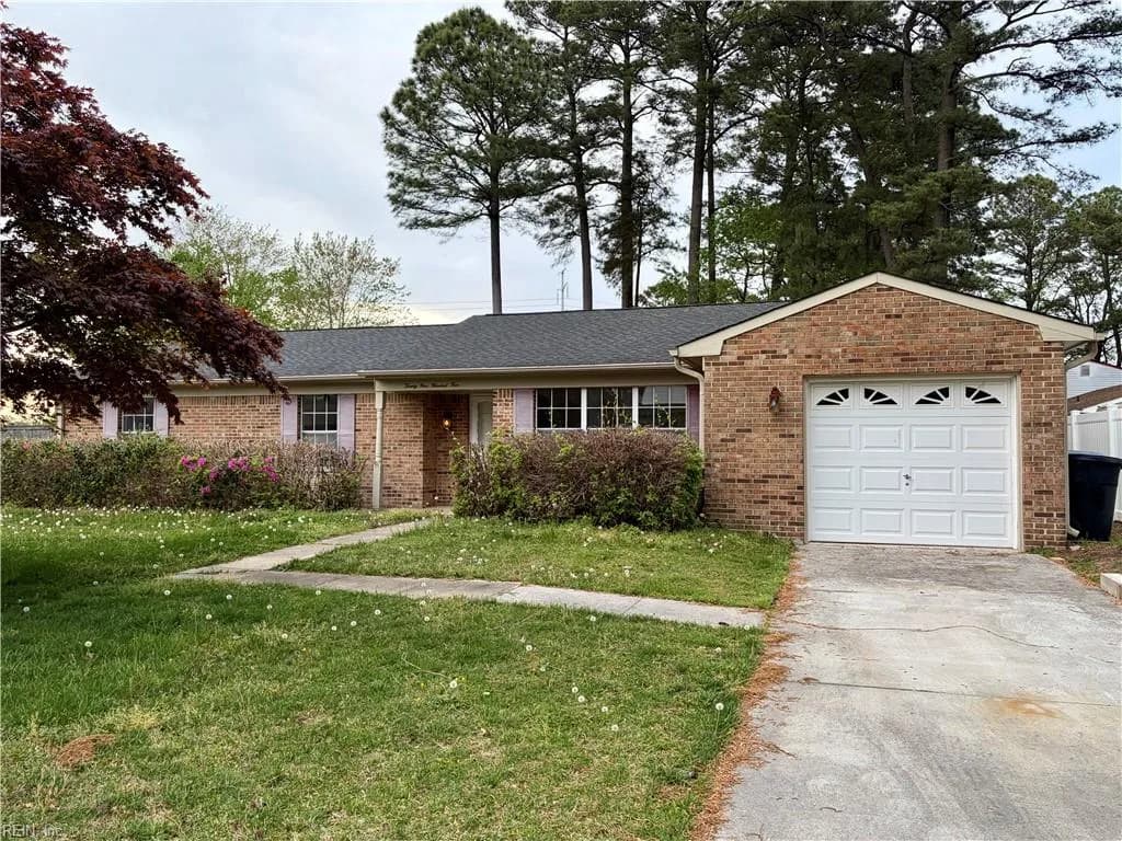 2904 Augusta CIR, VIRGINIA BEACH VA 23453 - Main photo