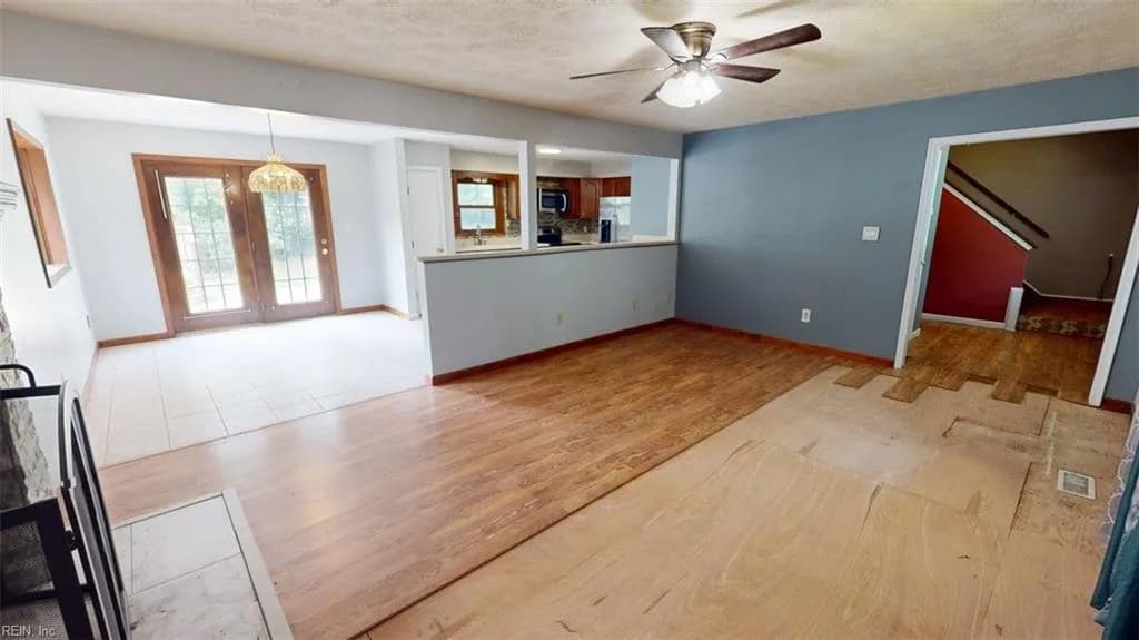 7404 Christopher Newport AVE, GLOUCESTER POINT VA 23062 - Photo 5