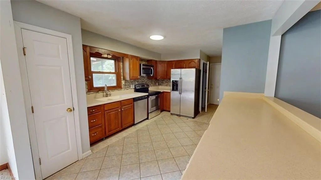 7404 Christopher Newport AVE, GLOUCESTER POINT VA 23062 thumb 10