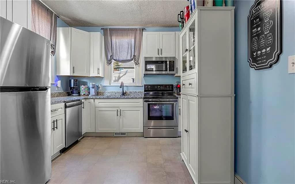 3215 Peronne AVE, NORFOLK VA 23509 thumb 8