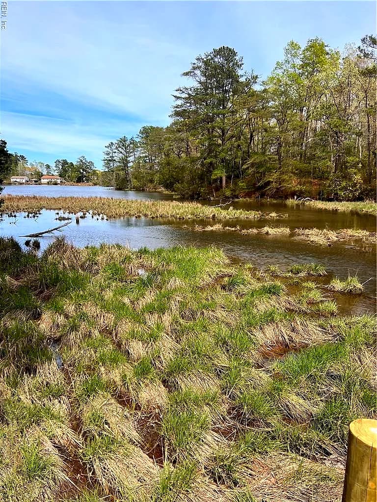 1.1+AC East West PW, GLOUCESTER VA 23061 thumb 10