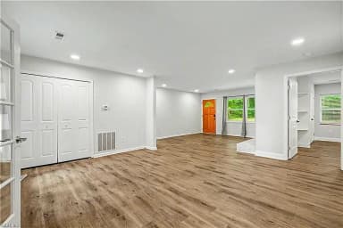 764 Lovers LN, MATHEWS VA 23109 thumb 5