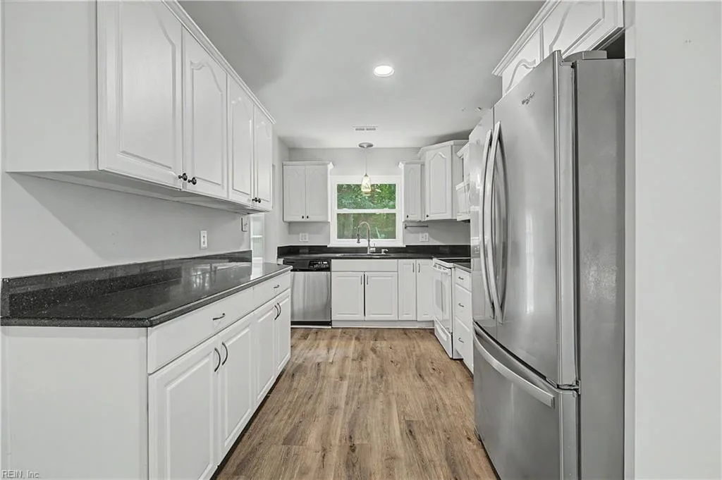 764 Lovers LN, MATHEWS VA 23109 thumb 6