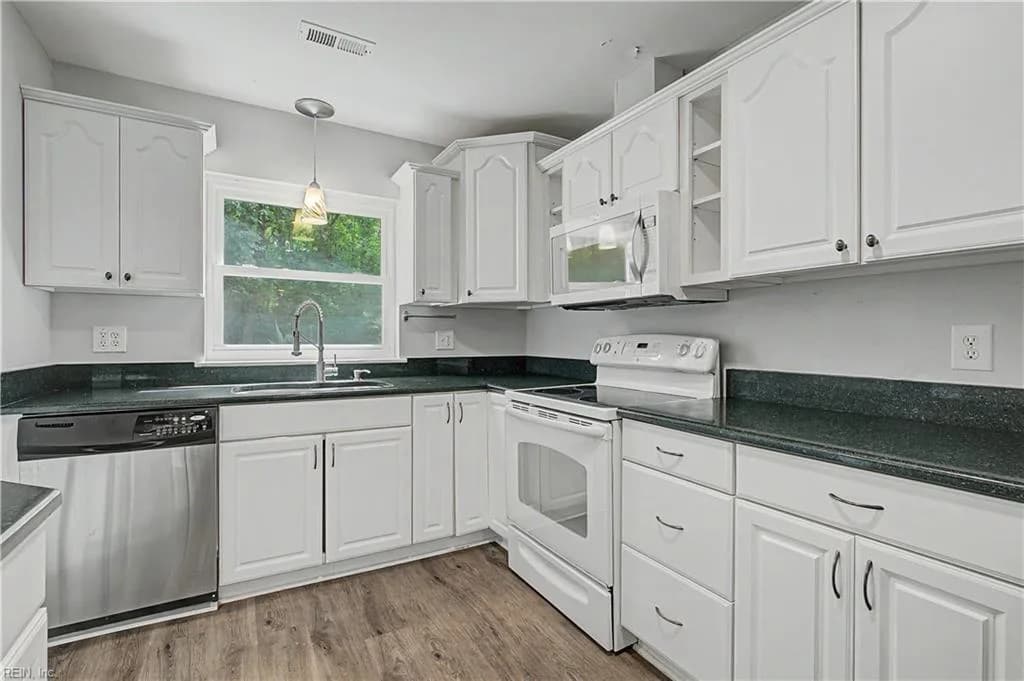 764 Lovers LN, MATHEWS VA 23109 thumb 7