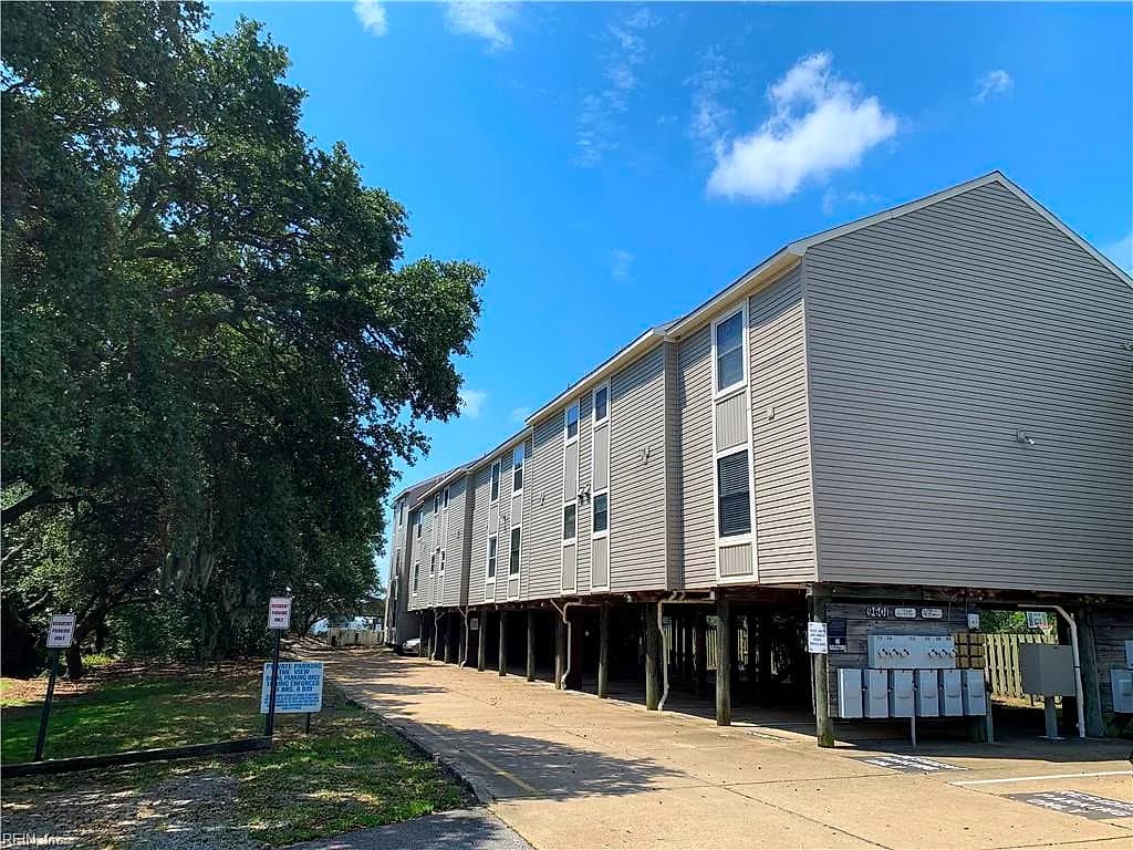 9601 9th View ST #103, NORFOLK VA 23503 - Main photo