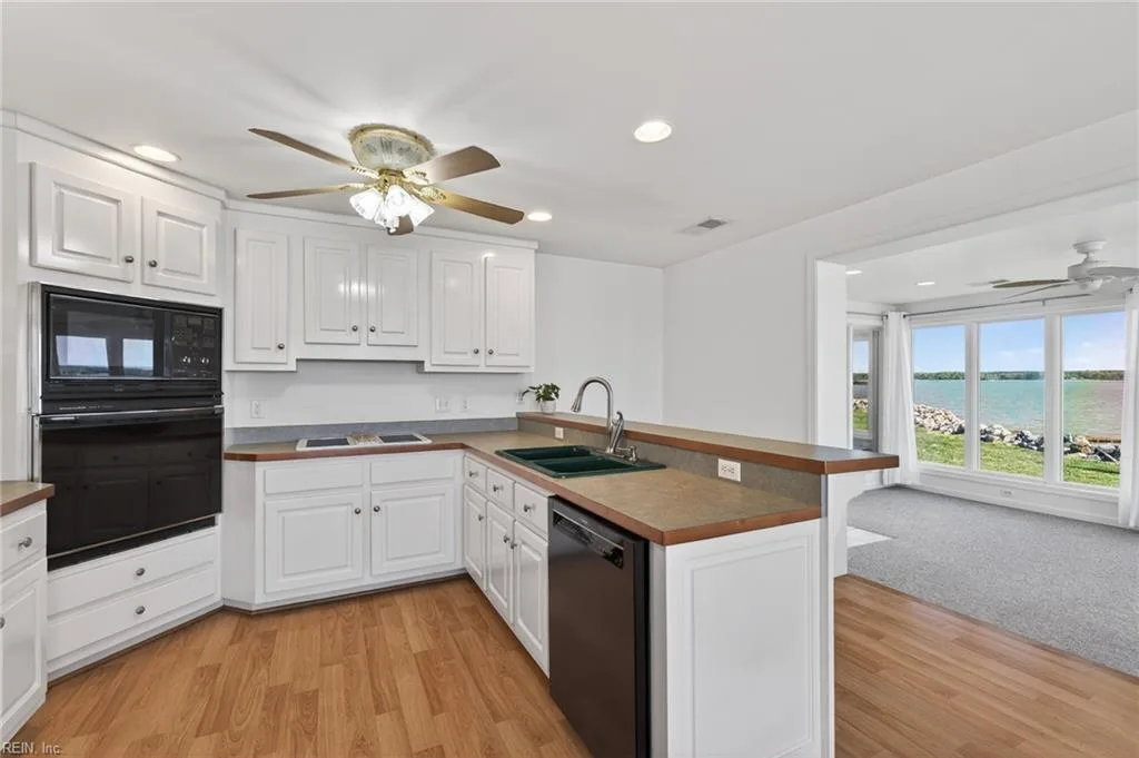 994 Fort Lowry LN, DUNNSVILLE VA 22454 thumb 11
