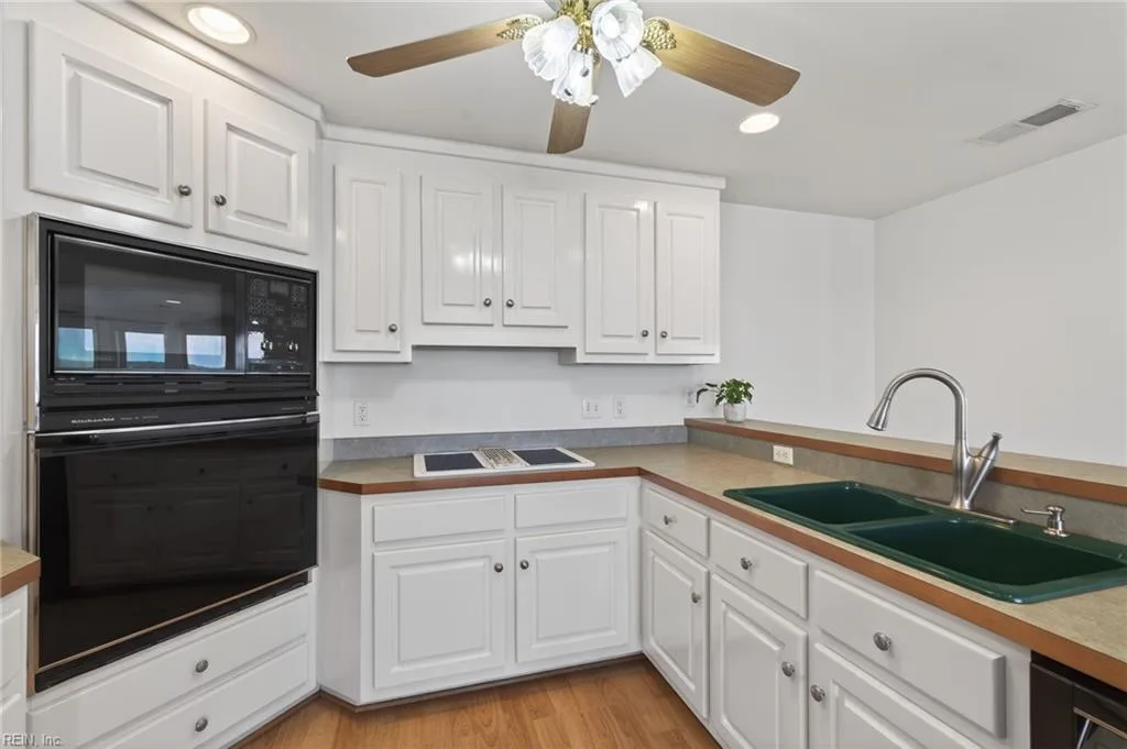 994 Fort Lowry LN, DUNNSVILLE VA 22454 thumb 12