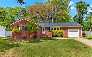 62 Rexford DR, NEWPORT NEWS VA 23608 - Main photo